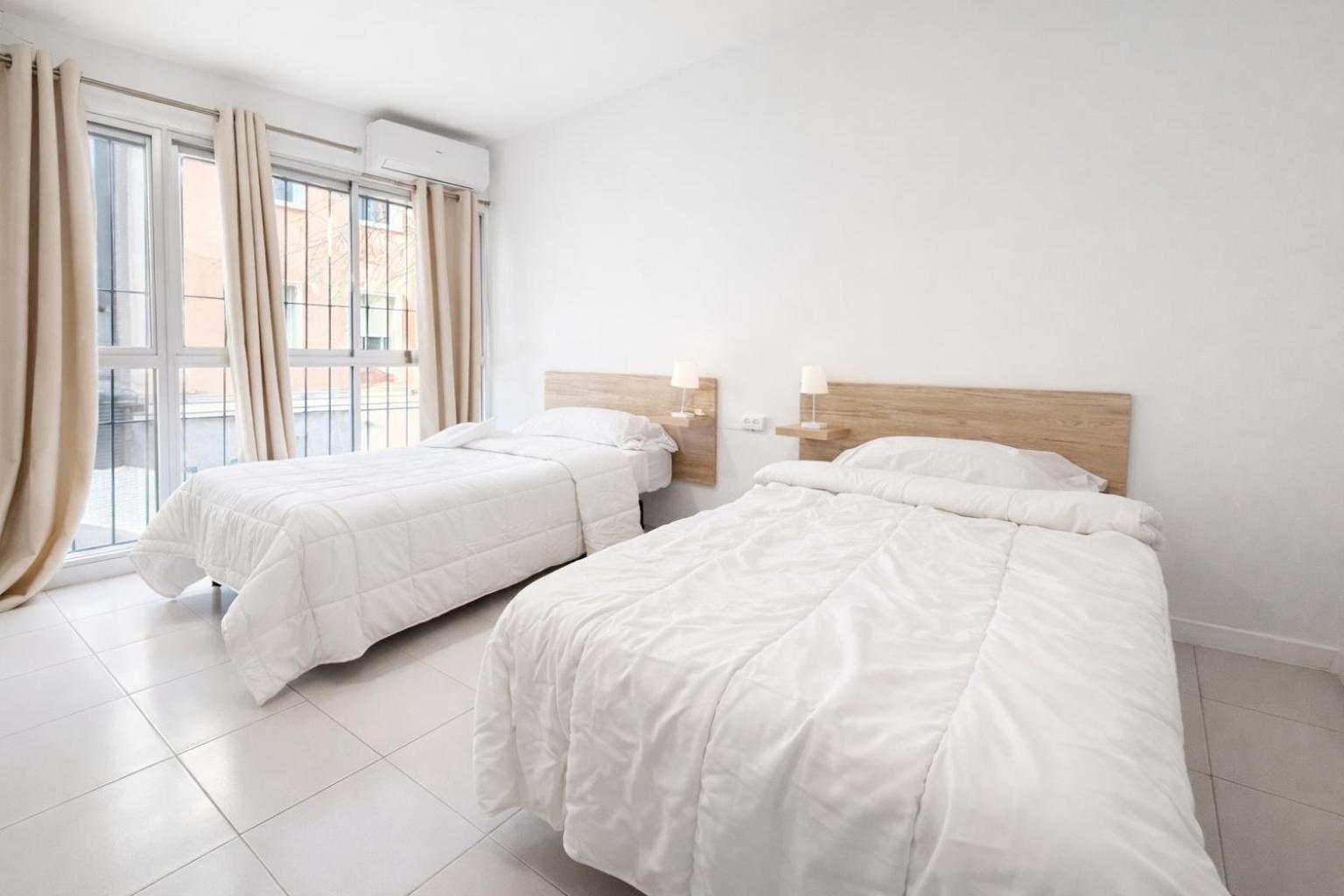 Alicante Beach Hostel — Photos 1